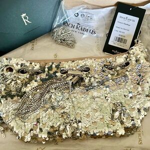 NWT Rich Radi Q's New York Crystal Fringe Sequin Bucket Bag Silver $299 C8A5383